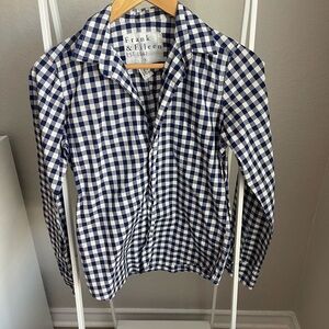 EUC Frank & Eileen Barry Navy Gingham Shirt sz Small